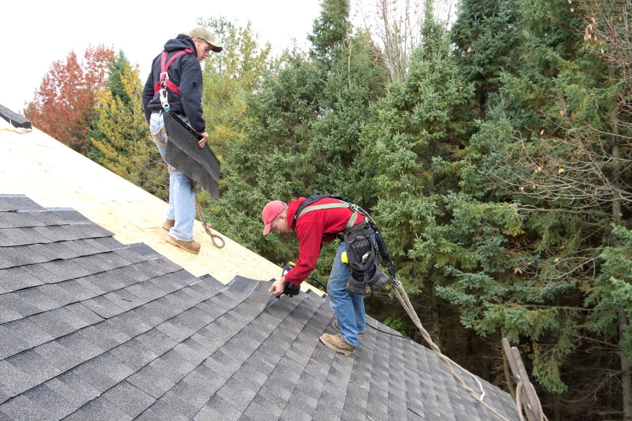 Top 5 Benefits of Asphalt Shingle Roofing for Your Home